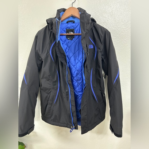 The North Face Winter Two-in-One Jacket, Size M - Picture 2 of 16